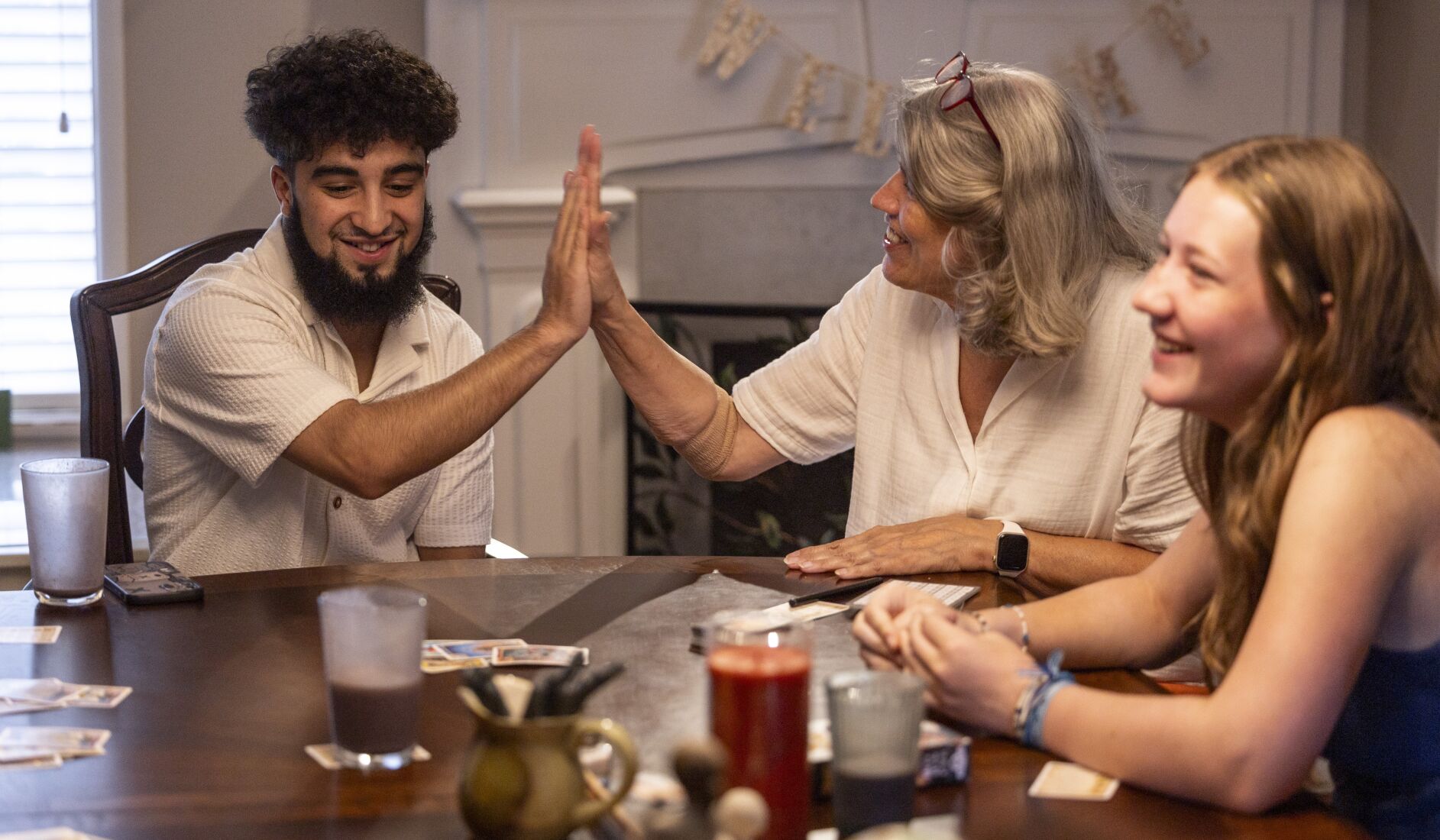 Faisal Ghandiwal integrates himself into American life after fleeing Afghanistan 3 years ago